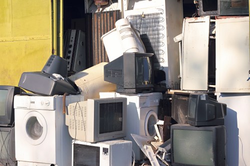 Eco-friendly disposal methods during home clearance